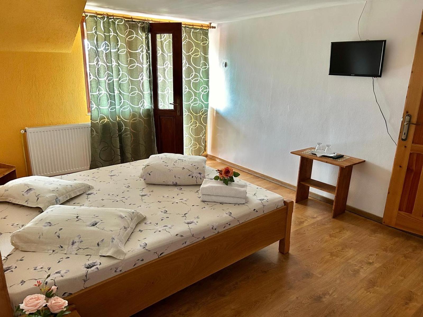 Pensiunea Casa Nina Cîrţişoara Chambre photo